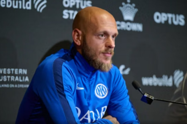Dimaro në dyshim prej gjurit, Chivu ka gati zgjidhjet për supersfidën ndaj Real Madridit
