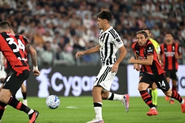 ‘ÇMENDURI’ NË FUND! Juventusi shpëton nga humbja ndaj Milanit