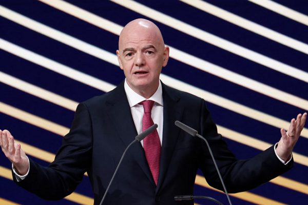 Infantino u shkruan federatave: Le të reformojmë qeverisjen e FIFA-s