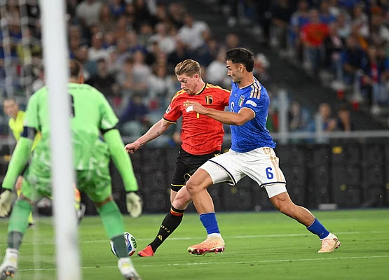 Italia zhgënjen përballë Belgjikës, Mbappé i jep fitoren Francës dhe… dëmtohet