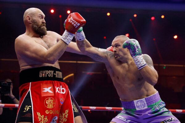 Fury trondit me deklaratën për Joshuan: Po tërhiqet, më pas sfidon Usykun