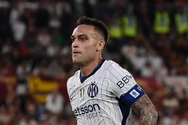 Barcelona nuk tërhiqet për Lautaro, e konfirmon Deco: E kemi ndjekur dhe na pëlqen shumë si lojtar