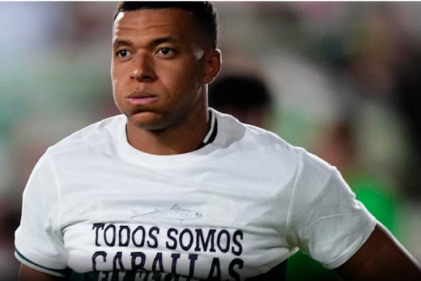 Mbappé dhe “tërmeti” që shkaktoi fanella e tij pro Ceuta: E mbajta të palosur sepse…