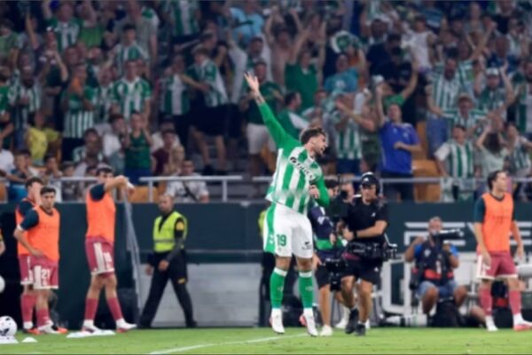 Bie Real Madridi i Jose Mourinhos, vjen humbja e parë e sezonit në një ndeshje që solli gjithçka
