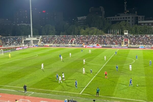 Kosova dominon plotësisht ndaj Irlandës, por mungon golin në pjesën e parë në “Fadil Vokrri”
