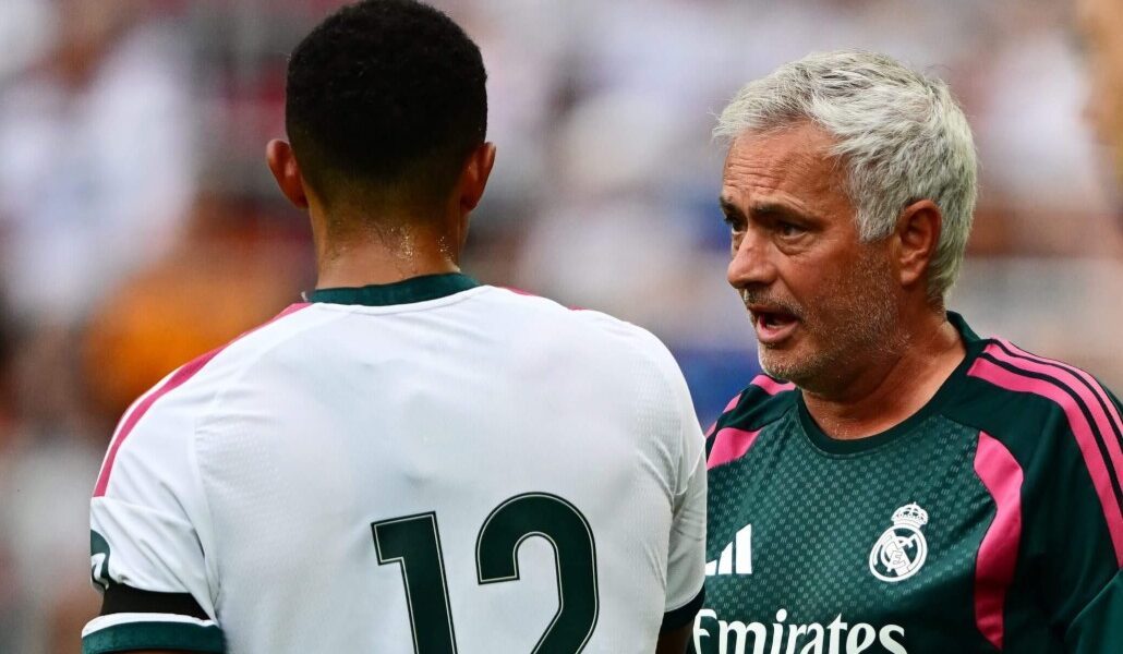 Alexander Arnold në mesfushë, Mourinho me surpriza ndaj Interit. FORMACIONET ZYRTARE