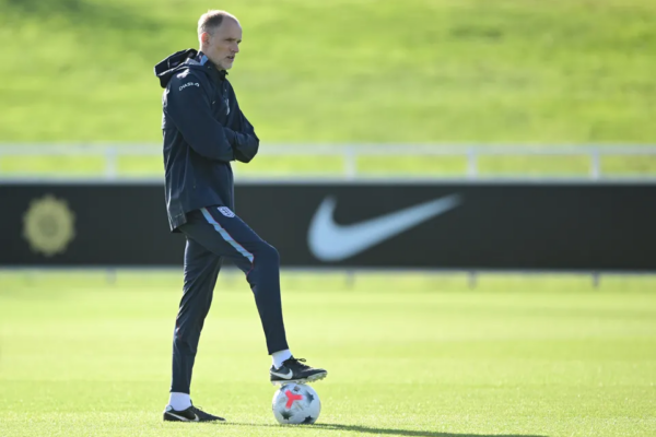 Anglia, Tuchel vlerëson Spanjën: Sa më shumë i analizoj, aq më shumë më impresionon puna e tyre