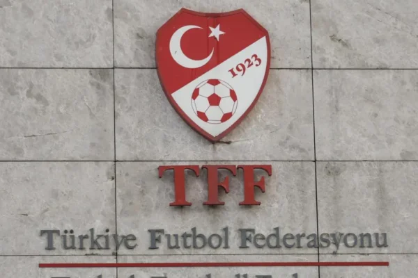 Skandal me arbitrat në Turqi, arrestohet presidenti. Ministri i Drejtësisë: Duam futboll të pastër