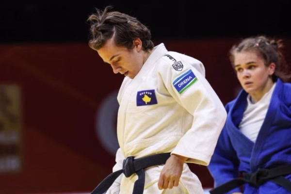 Laura Fazliu është kualifikuar në gjysmëfinale të Grand Slamit në Budapest