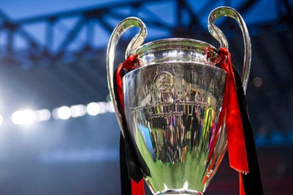 Trofeu shkon në Angli. Superkompjuteri OPTA bën parashikimet për këtë sezon në Champions League