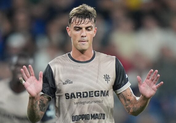 Maldini rikthehet në stërvitje, Kaljari: I pirë, por jo i droguar në timon!