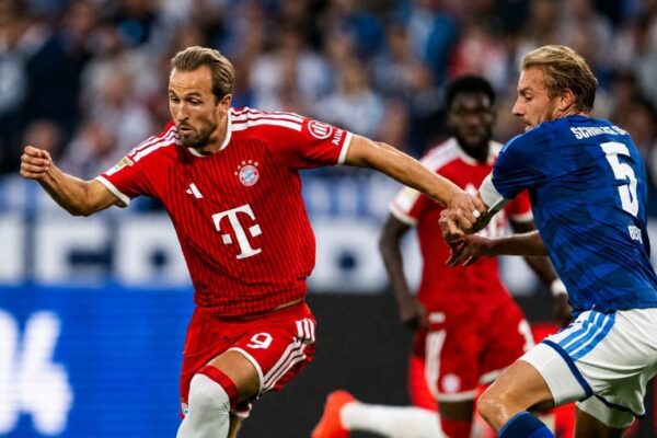 Bayern i “mërzitshëm” ndaj Schalke 04, mungon goli në mitikun “Gelsenkirchen”