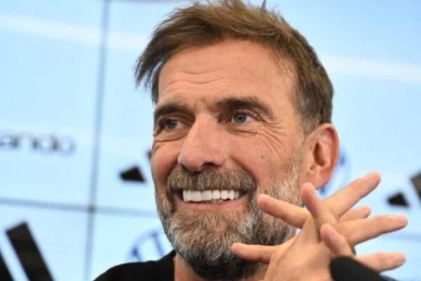 Klopp e nis te Gjermania me një super risi, askush tjetër nuk e ka bërë më parë