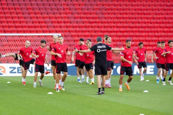 Zyrtare: Futbollisti nga Shkupi i bashkohet Shqipërisë