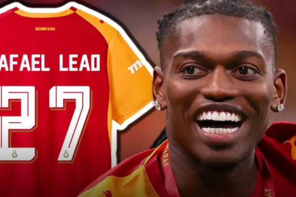 “LEAO MANIA” pushton Stambollin! 50 mijë fanellat e Galatasarayt shiten për 3 ditë