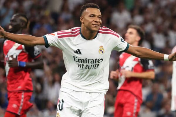 Real Madrid rikthehet te fitorja, gola dhe spektakël në “Santiago Bernabeu” (video)