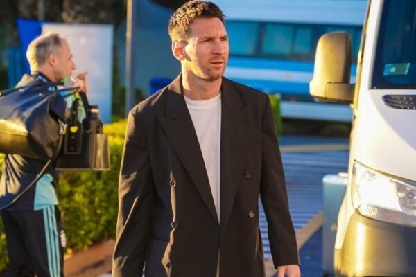 Messi bëhet gati për të blerë një tjetër ekip në Spanjë