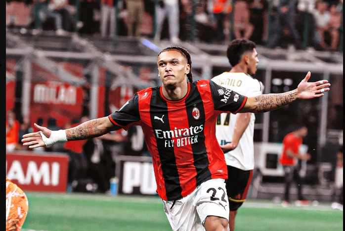 Milan rikthehet te fitorja, gjithçka e lehtë për kuqezinjtë ndaj Lecce-s (video)