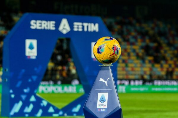 Surpriza në Serie A! Skuadra e njohur ndryshon trajner në mes të pushimeve
