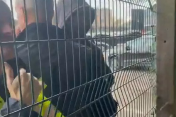 Broja përplaset me tifozin pas humbjes, sulmuesi shqiptar: Kam qenë jashtë për një vit