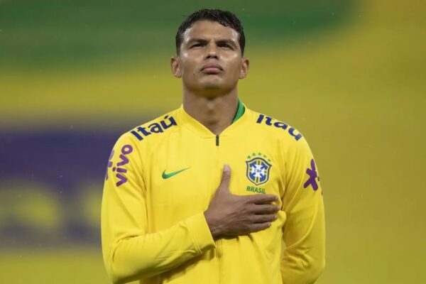 Thiago Silva kundër Ancelotti-t: S’mund t’i heqësh të gjithë menjëherë, qasja europiane nuk funksionon!