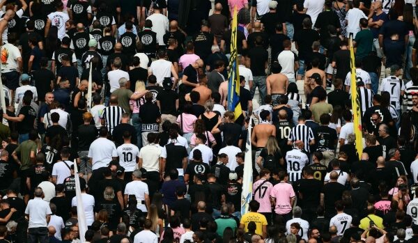 Juventusi ‘shpëton’ me gjobë 10 mijë euro! Ultrasit nuk respektuan minutën e heshtjes për Mazzola-n