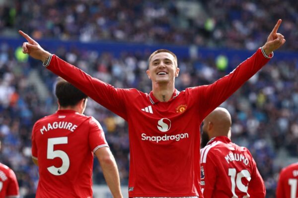 Man. United vuan shumë, por del me tre pikë të arta nga përballja ndaj Everton (video)