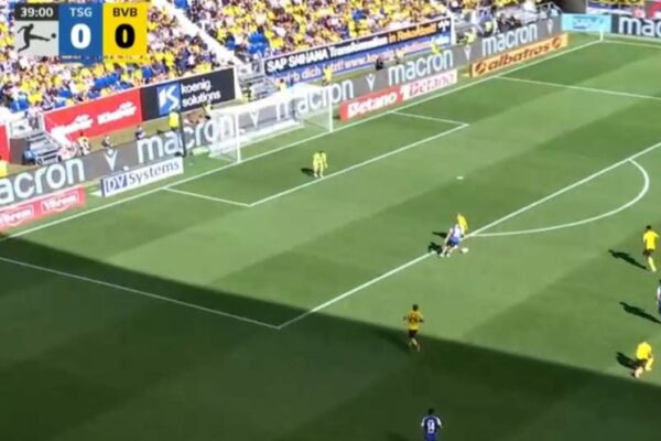 Avdullahu “shokon” Dortmundin, shënon supergol