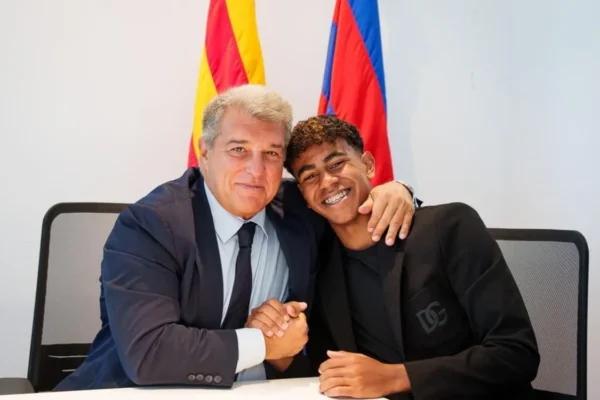 Laporta: Kritikat ndaj Yamal? Nuk i shoh kur fushatën për “Topin e Artë” e bëjnë edhe të tjerët