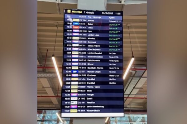 Aeroporti Ndërkombëtar i Tiranës: Nuk ka asnjë ndërprerje të shërbimeve në aeroport. Fluturimet vijojnë normalisht