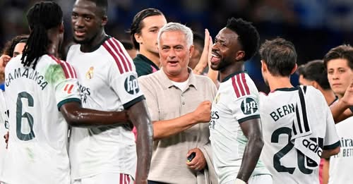 Jose Mourinho mbyll derën për përforcime në janar: “Jam i kënaqur me skuadrën aktuale”