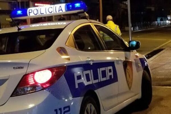 Ngjarje e rëndë në Kurbin, babai aksidenton vajzën e tij të mitur