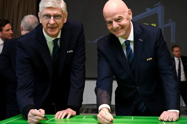 Wenger mund të sfidojë Infantinon për presidencën e FIFA-s