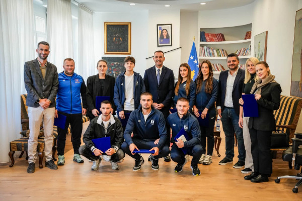 ​Medalistët kosovarë shpërblehen pas suksesit në Taranto 2026