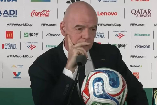 ​Infantino kërkon falje për planin e dështuar të shitjes së Kupës së Botës