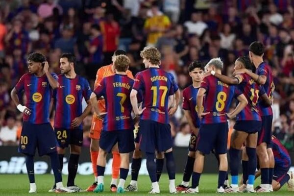 Bayern Munich përgatit lëvizjen e madhe për transferimin e yllit të Barcelonës