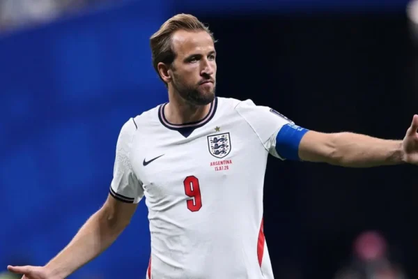 Harry Kane i jashtëzakonshëm; 14 gola dhe 6 asiste në 13 ndeshjet e para. Pretendent real për “Topin e Artë”
