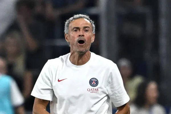 Luis Enrique: Nuk e konsideroj PSG-në favorite për Champions-in, prilli do të jetë vendimtar