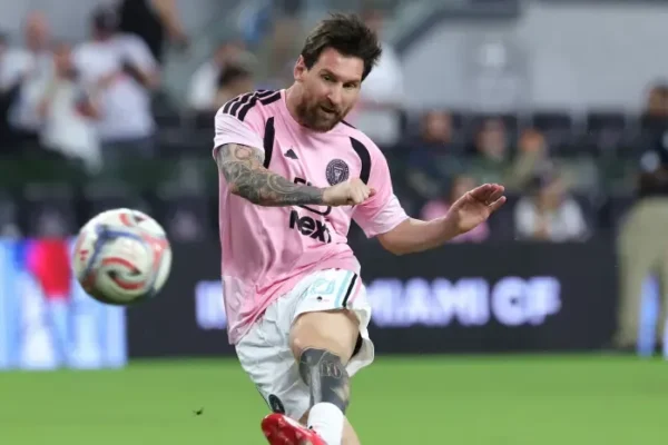 “Lionel Messin ia ofruan Real Madridit”; ish-drejtuesi madrilen zbulon prapaskenat