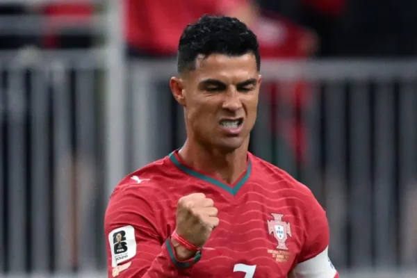 Ronaldo i prerë: “Jam më i miri i të gjitha kohërave, pikë”. Për Messin: “Unë dhe ai si Prost e Senna”