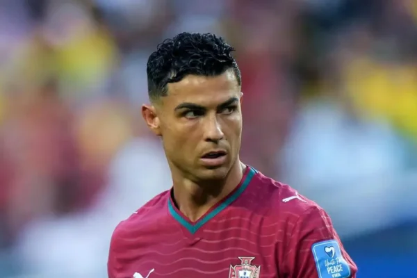 Çështja Ronaldo, jo vetëm fusha pas tensioneve: edhe mosgrumbullimi i Cristiano Jr.