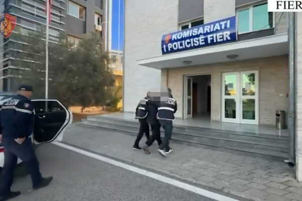 I shpallur në kërkim nga Spanja për grup kriminal dhe trafik droge, arrestohet në Fier 60-vjeçari