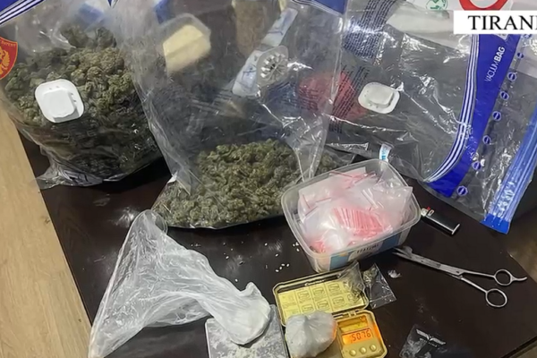 Kapet me kanabis dhe kokainë pranë një shkolle, arrestohet 35-vjeçari në Tiranë