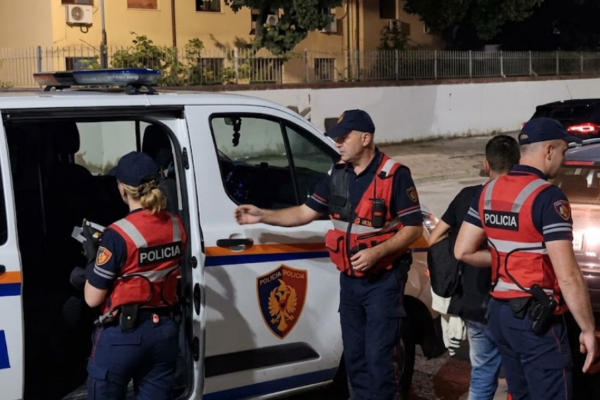 Shkodër, arrestohet 23-vjeçari për transport ilegal emigrantësh drejt Malit të Zi