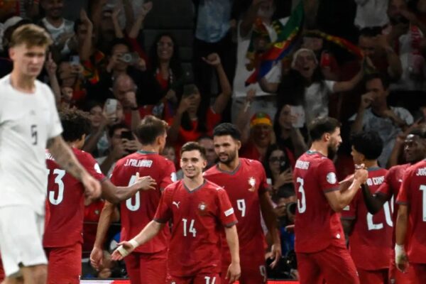 Portugalia nuk e ndjen aspak mungesën e Ronaldos, merr fitoren e katërt rresht. Danimarka mjaftohet me një gol