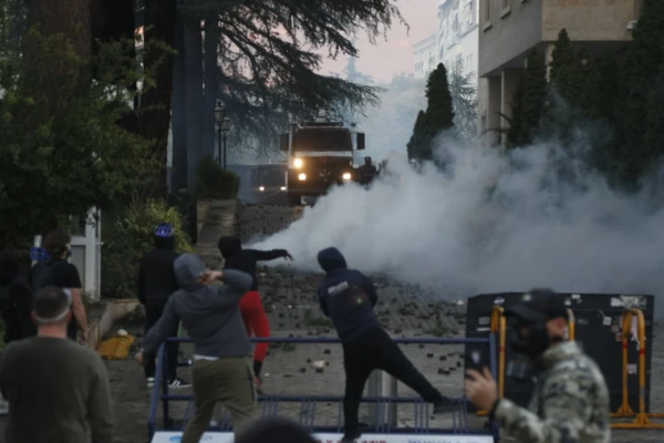 Bilanci i protestës, 36 të lënduar në Spitalin e Traumës, 14 vijojnë trajtimin në spital