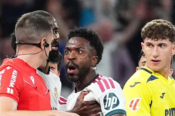 “Çfarë turpi, çfarë bande”, Vinicius Junior kërkon falje për kartonin e kuq dhe shpërndan mesazhin e fortë (video)