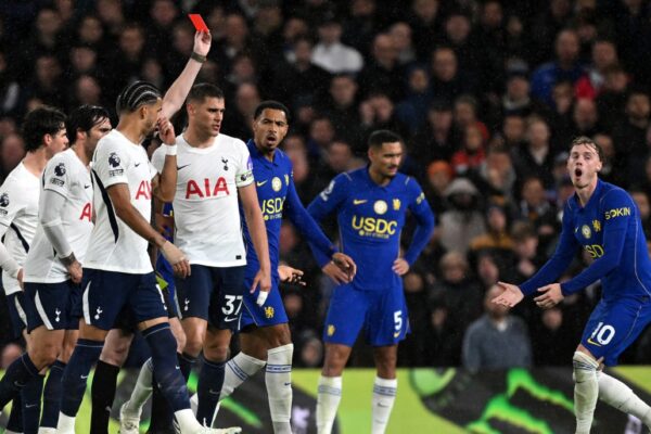 Chelsea “tradhtohet” nga portieri dhe Cole Palmer, Tottenham fiton derbin londinez (video)