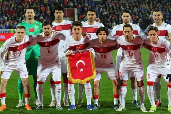 Turqia gjen zëvëndësuesin e Montellas, zyrtarizon ish-trajnerin e Rashicës