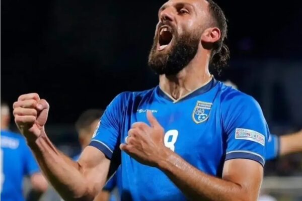Formacionet zyrtare, kjo është11-shja startuese e Kosovës përballë Austrisë